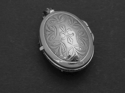 Medaillon Safir nostalgisch kniglich - Sterling Silber