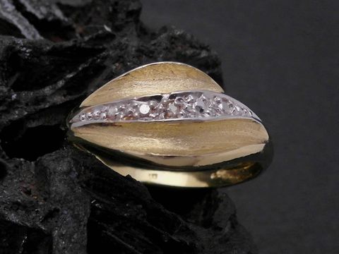 Gold Ring - faszinierend - Gold 333 bicolor - Diamant - Goldring - Gr. 53,5