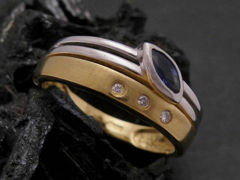 Gold Ring - elegant - Gold 585 bicolor - Safir + Brillant - Goldring - Gr. 54