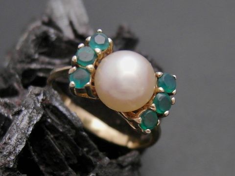 Gold Perlen Ring - edel - Gr. 52 - 6,9 mm Zuchtperle + synth. Smaragd - Gold 333