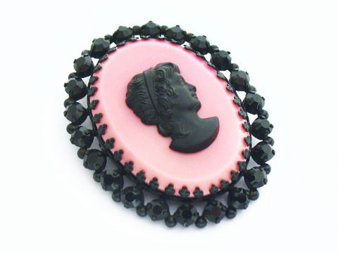 Brosche - Gemme in rosa schwarz gefasste Strass Steine
