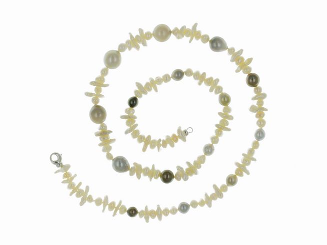 Perlenkette - Tahiti-Perlen - Swasser-Keshiperlen 7-12,5 mm - Wei - Grau - 68 cm - Silber