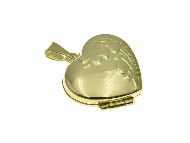 Herzförmiges Medaillon aus vergoldetem Sterling Silber, poliert und mit dekorativen Verzierungen, hergestellt von Juwelier Harnisch, in zeitlos elegantem Gelbgold.