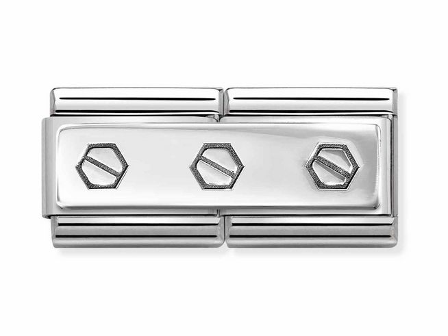 Sechskantschraube aus Sterling Silber und Edelstahl mit drei metallischen Sechskantmotiven auf einem glänzenden, rechteckigen Grundelement, stilvoll und modern gestaltet.