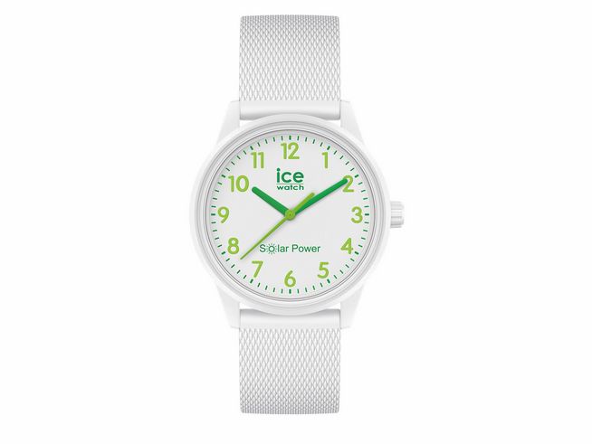 Die Ice Watch ICE Solar Power Nature Numbers Mesh 018739 in Klein zeigt ein weißes Gehäuse mit grünem Ziffernblatt und Mesh-Armband, ideal für einen modernen, nachhaltigen Look.