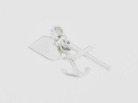 Silber Anhänger Glaube Liebe Hoffnung Talisman von Juwelier Harnisch mit Kreuz, Anker und Blatt für symbolische Kraft und Stil. Ideal als Geschenk oder persönliches Schmuckstück.