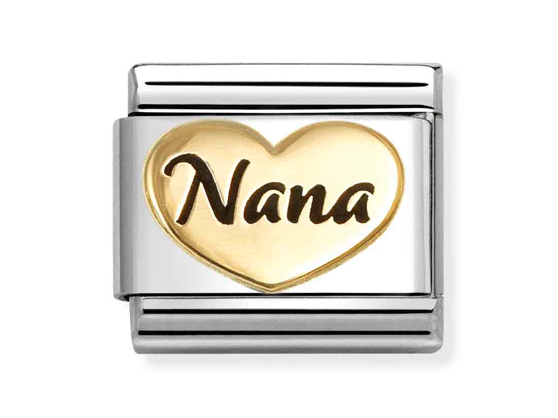 Ein charm mit Herzmotiv in klassischem Gold und Emaille, auf dem das Wort Nana in eleganter Schriftart hervorgehoben ist, ideal für persönliche Accessoires von Pandora.