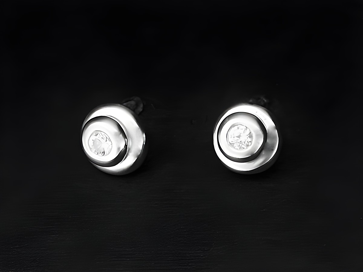 Silber Ohrringe Kreis Ohrstecker rhodiniert mit Zirkonia vom Juwelier Harnisch, elegantes Design und zeitloser Stil ideal für jeden Anlass.