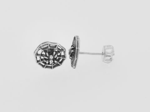 Spinnennetz 925 Sterling Silber Ohrringe tierisch Stecker, hersteller Juwelier Harnisch, Ohrstecker ohne Stein in filigranem Design auf hellem Hintergrund.
