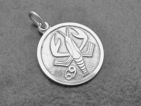 Silber Anhänger - Sternzeichen Krebs - Rund - teilmattiert von Juwelier Harnisch mit dem Krebs-Symbol und der Zahl 69, ideal für Astrologie-Fans.