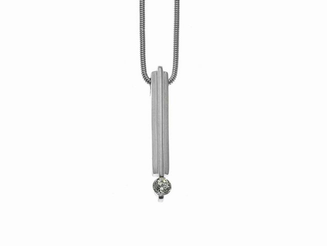 Kette mit Anhänger aus Sterling Silber, originelles Design mit Zirkonia, 42 cm lang, Hersteller Juwelier Harnisch, eignet sich perfekt als stilvolles Mittelteil für Colliers.