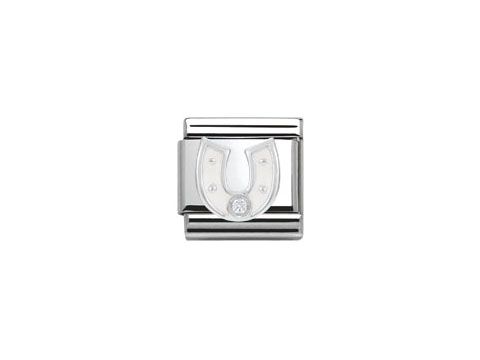 Hufeisen in Weiß mit Zirkonia-Steinen auf einem silberfarbenen Hintergrund von Nomination. Elegantes Design für Schmuckliebhaber. Silvershine-Motiv ideal für individuelle Armbänder.