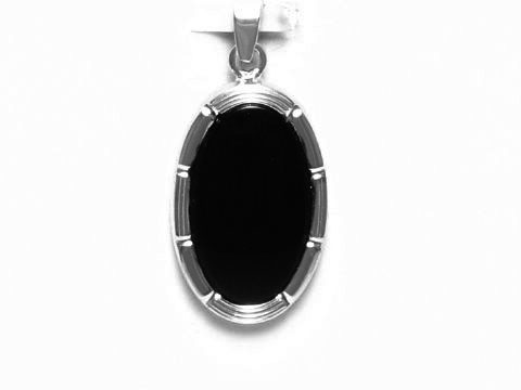 Onyx Oval Silber Anhänger aus hochwertigem Silberschmuck, hergestellt von Juwelier Harnisch, mit glänzendem schwarzen Onyx in ovaler Form und stilvoller Fassung.
