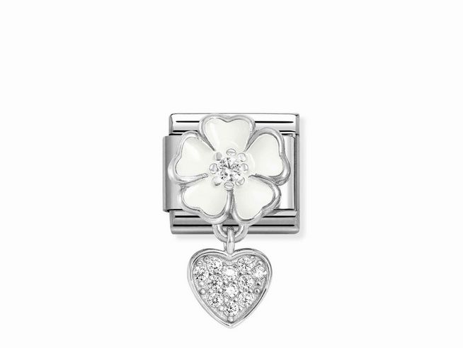 Silberner Charm von Nomination mit einer weißen Blume und einem Herz aus Zirkonia und Emaille, dekorativ und elegant, ideal für jeden Anlass.