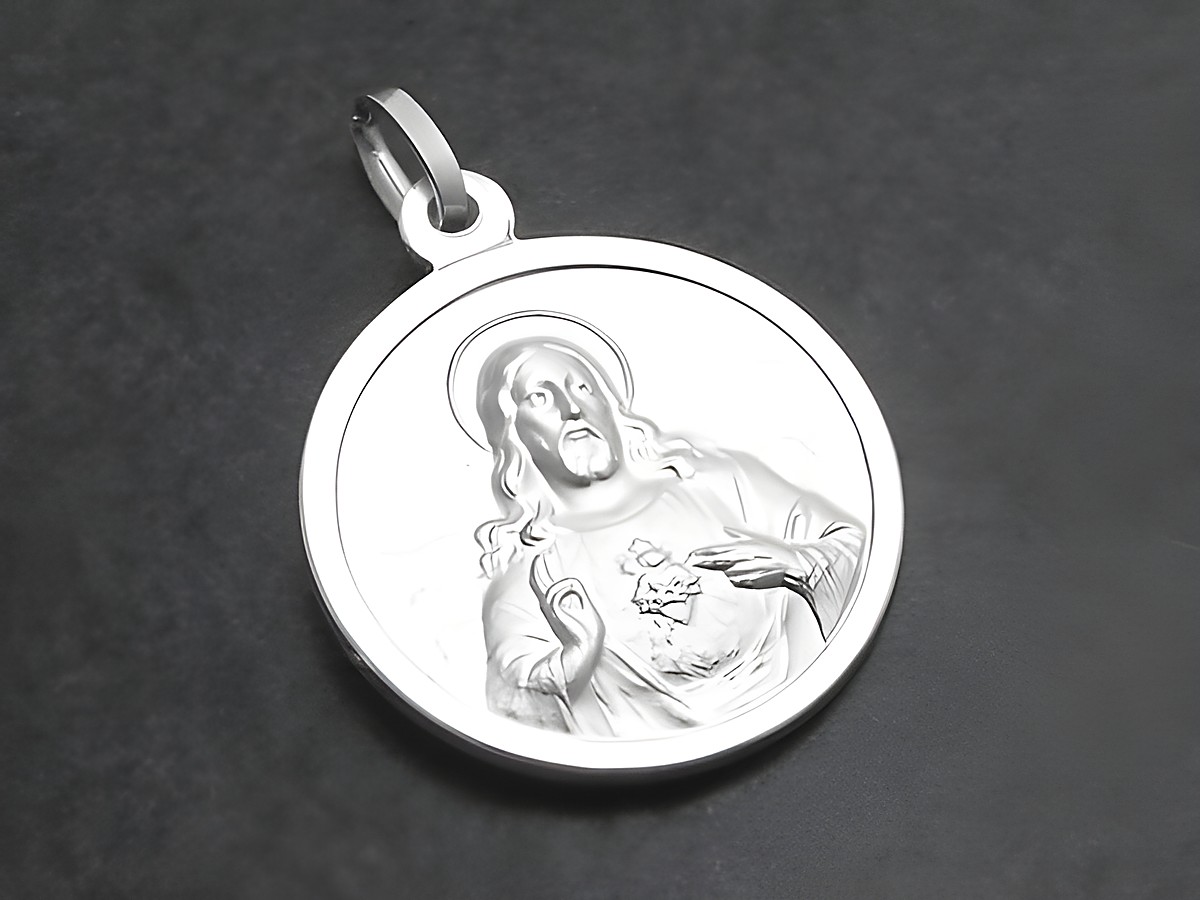 Skapulier mit Carmen Jesu als Sterling Silber Anhänger, detailreiche Darstellung Jesu mit segnenden Händen, idealer Schutzpatron, hergestellt von Juwelier Harnisch.