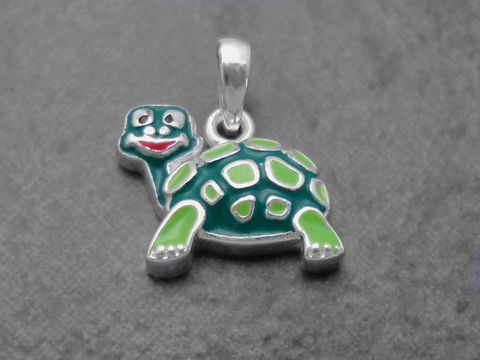 Niedlicher Schildkröte Anhänger aus Sterling Silber mit farbigem Lack, ideal für Kinder, Hersteller Juwelier Harnisch. Perfect für Kinder-Schmuck und Geschenke.