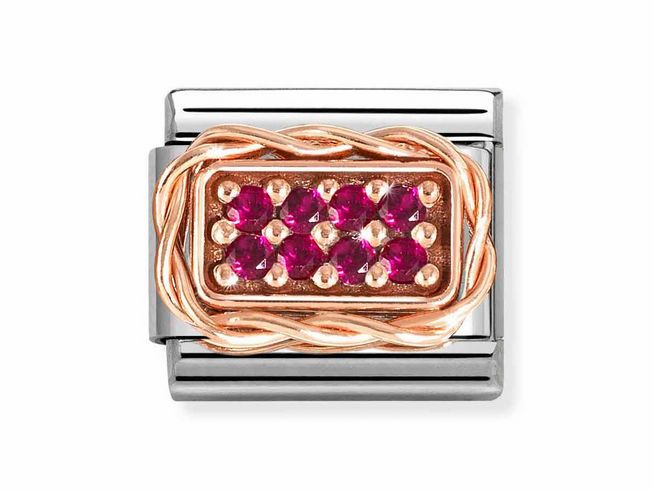Zirkonia in rot mit Pavé-Fassung auf einem Schmuckelement aus Edelstahl und Roségold, umrandet von einer verzierten, geflochtenen Struktur. Ideal für individuelle Armbänder.