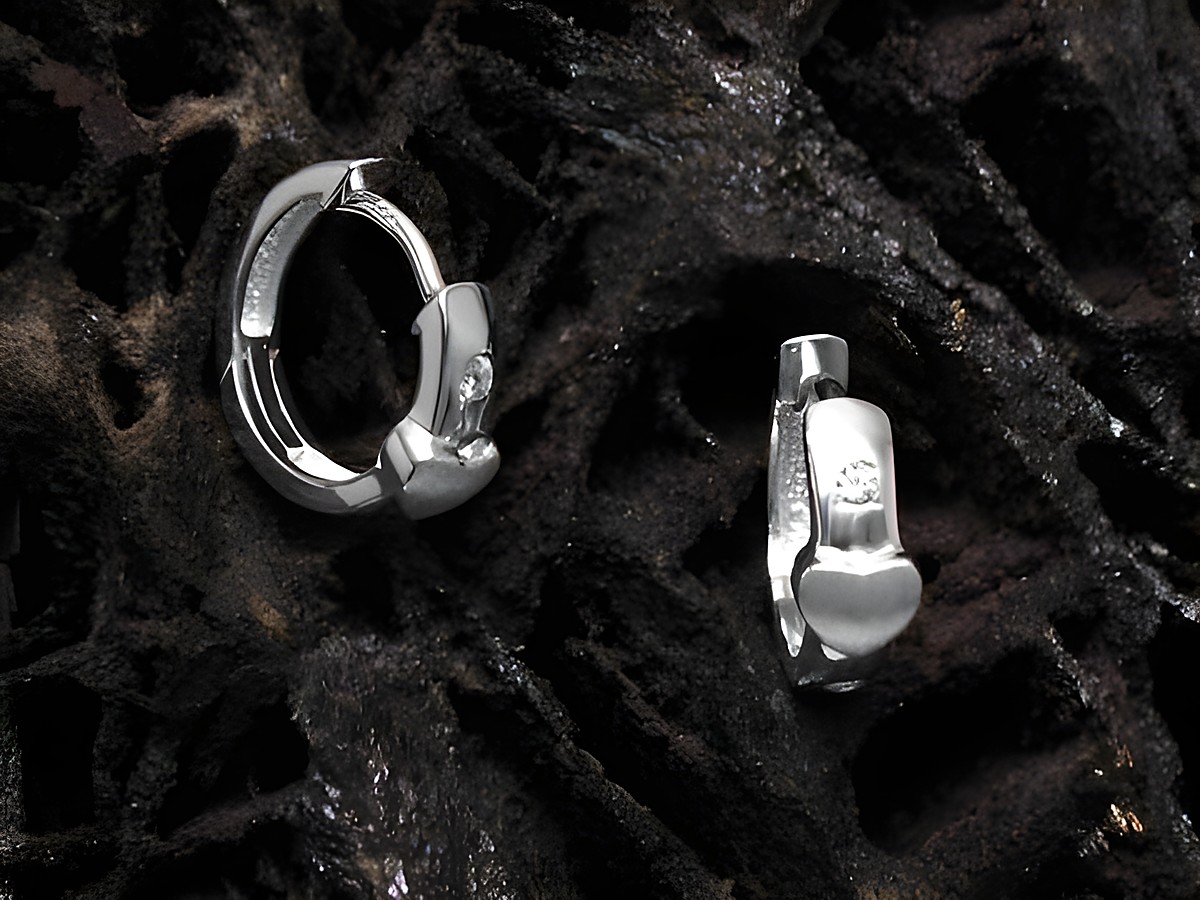 Creolen Herz mit Zirkonia aus 925 Sterling Silber für Kinder, funkelndes Design ideal für kleine Ohren, Hersteller Juwelier Harnisch, zeitlos und elegant.