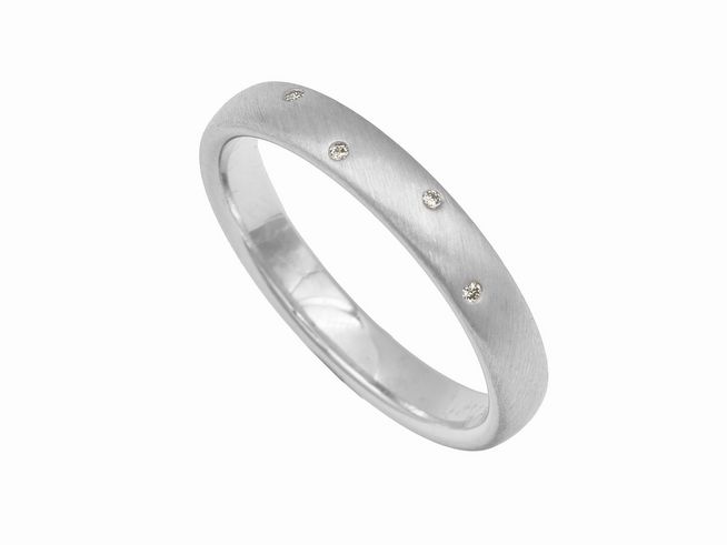 47952-0 Weißgold Ring edel Weißgold 585 mit brillant 0,02 ct w-if lupenrein Größe 52 Hersteller Juwelier Harnisch bis Größe 52/17, schlichte Ausführung mit funkelnden Akzenten.