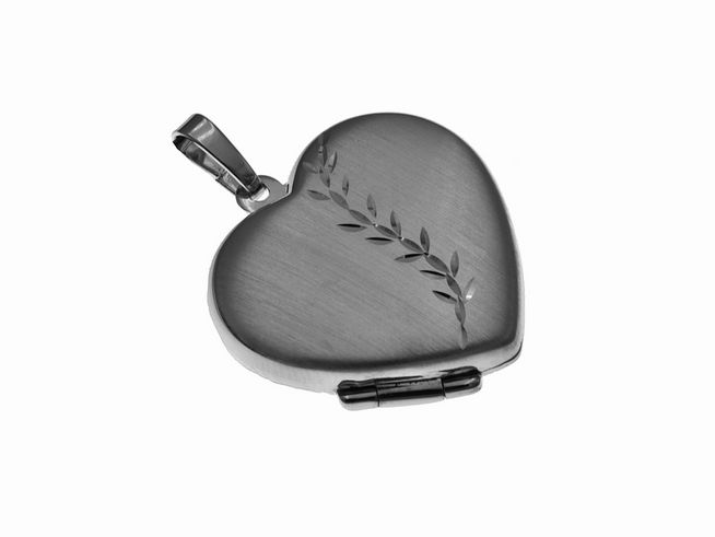 Silber Medaillon Herz mattiert mit einem eleganten Muster und rhodinierten Oberflächen, Hersteller Juwelier Harnisch, ideal als Schmuckstück oder Geschenk.