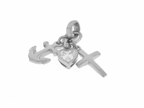 Silber Anhänger mit den Symbolen Glaube, Liebe, Hoffnung, ziert von funkelndem Zirkonia, gefertigt vom Juwelier Harnisch, verbindet stilvolle Eleganz mit tiefgründiger Bedeutung.