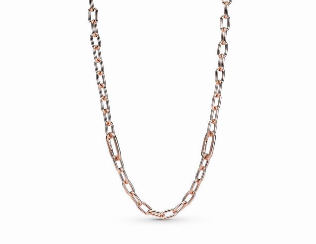 Gliederkette aus Roségold Vergoldung mit einer Länge von 50 cm, hergestellt von Pandora, elegant und modern, geeignet für jeden Anlass und perfekt kombinierbar mit weiteren Schmuckstücken.