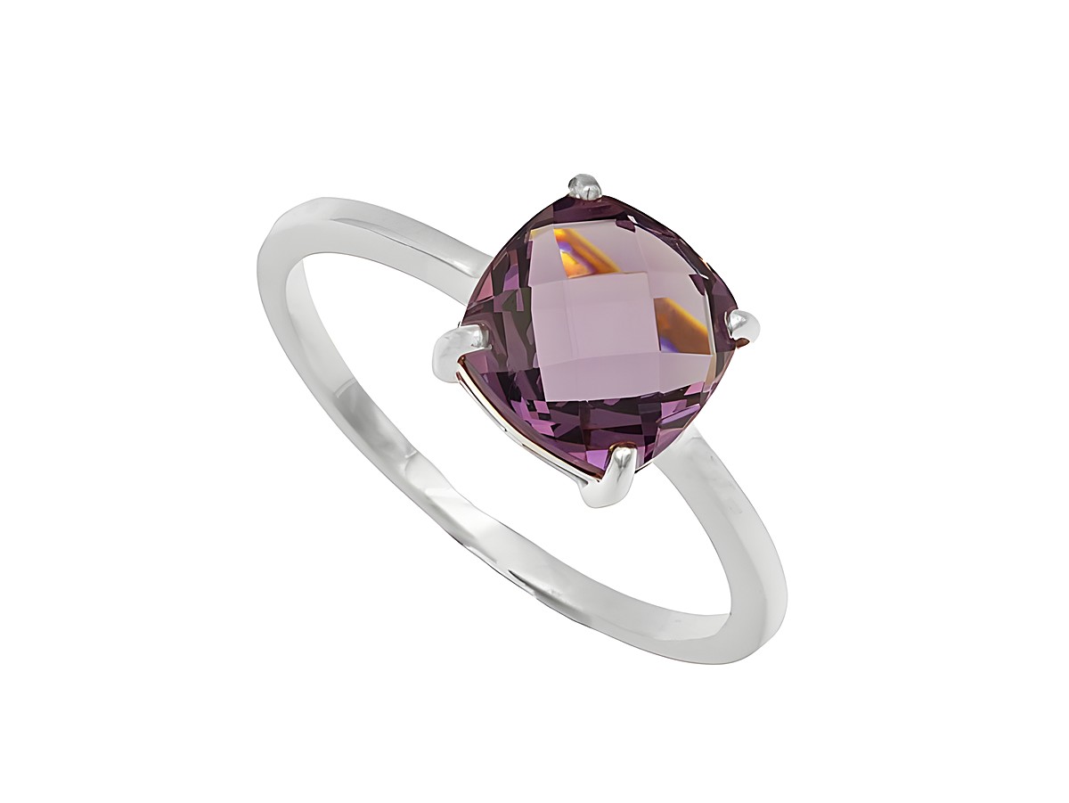 Ring aus rhodiniertem Sterling Silber mit einem violetten Kissenschliff-Gestein, Größe 60, hergestellt von Juwelier Harnisch, elegantes und zeitloses Design.