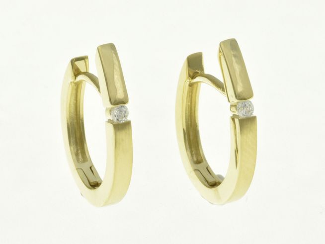 Creolen aus 1,7 cm Sterling Silber mit Gelbgold Vergoldung, verziert mit Zirkonia, Durchmesser 2,1 mm, Hersteller Juwelier Harnisch, elegante Ohrringe bis 25 mm.