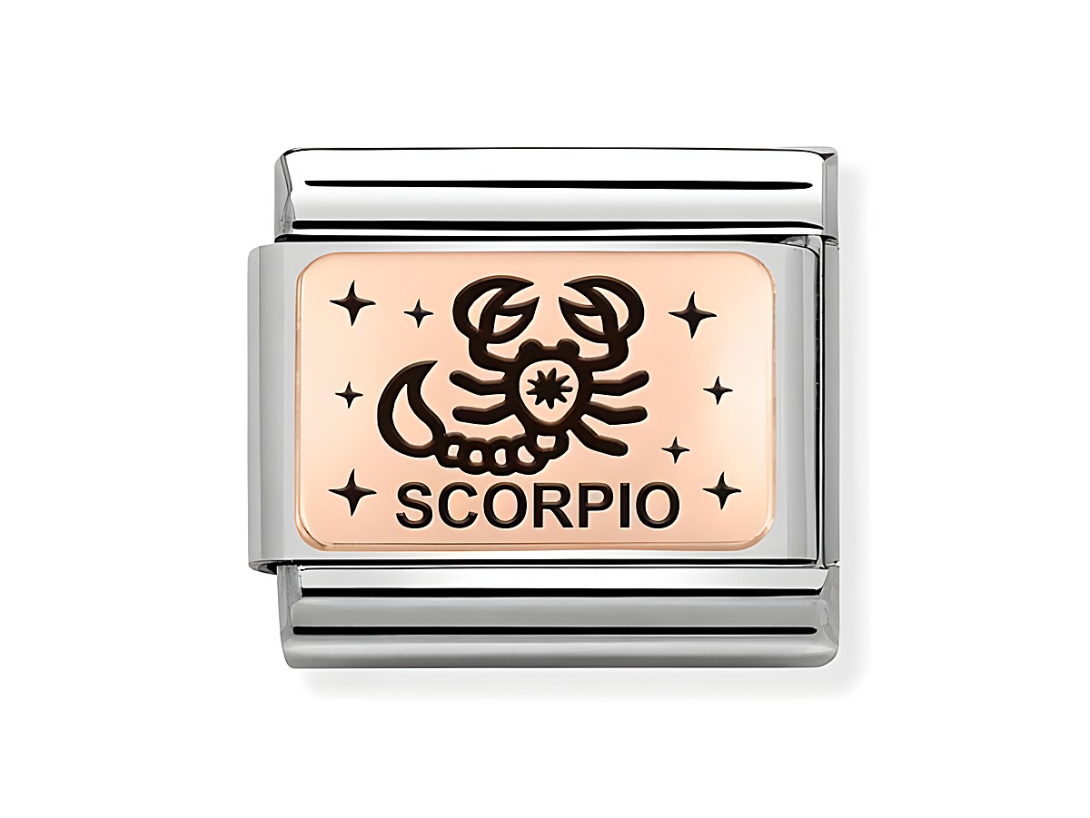 Ein Edelstahl Charm von Nomination im Roségold-Look mit dem Sternzeichen Skorpion, das einen stilisierten Skorpion und funkelnde Sterne zeigt.