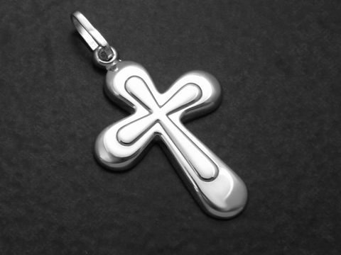 Kreuz aus teilmattiertem Sterling Silber, modischer Anhänger vom Hersteller Juwelier Harnisch, schlicht und elegant gestaltet. Ideal für jeden Anlass.
