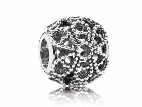 Beads aus Sterling Silber mit einem filigranen Rosendesign, gefertigt von Pandora, Modell 791282, ideal für individuelle Schmuckstücke.