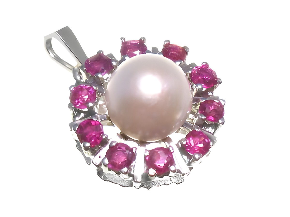 Rund Diamant Gold 585 Anhänger in Weißgold mit einer zentralen Perle und umringt von pinken Brillianten, Durchmesser 16 mm, Hersteller Juwelier Harnisch.