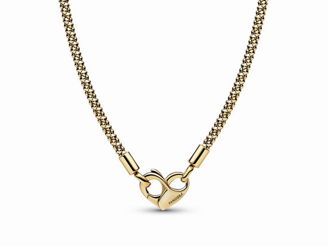 Pandora 362451C00-45 Gliederhalskette mit Nieten in Gelbgold Vergoldung, 45 cm lang, mit einem eleganten Herzenverschluss, ideal für individuelle Anhänger und als stilvolles Accessoire.