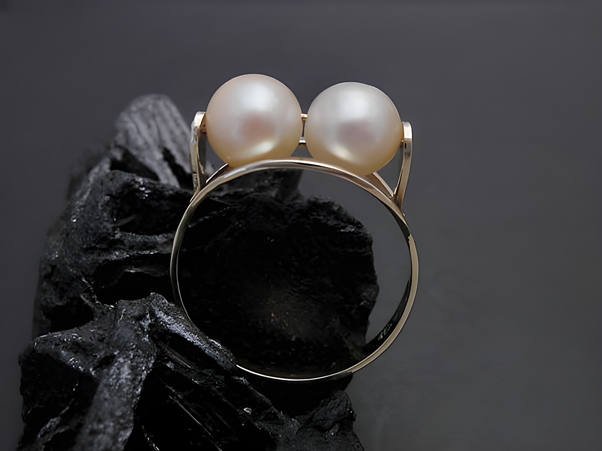 Gold Perlen Ring extravagant Größe 56 mit zwei Zuchtperlen von 7,3 mm, Gold 333, hergestellt vom Juwelier Harnisch, elegant und edel bis Größe 56/18. – Ansicht 2