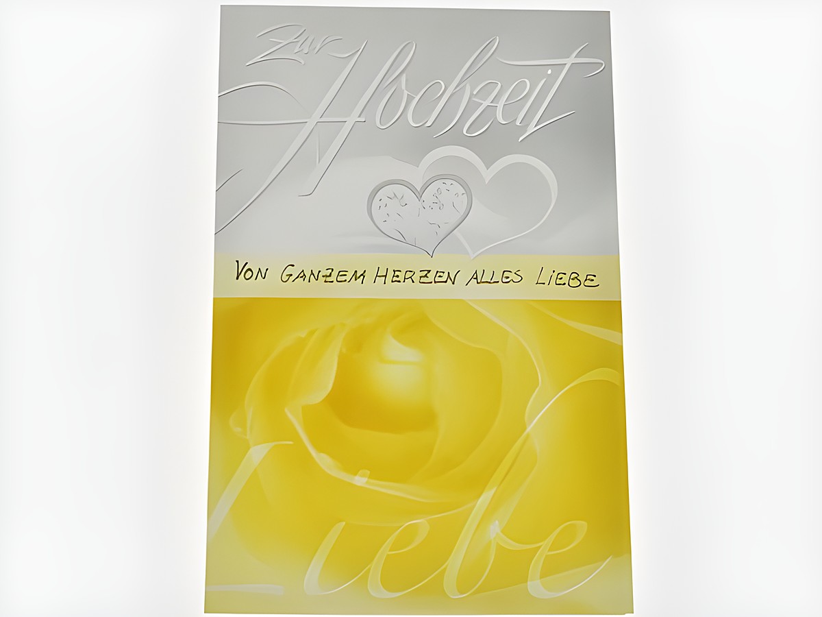 Hochzeitkarte mit Rosenblüte und Herzen, von Juwelier Harnisch, mit dem Schriftzug zur Hochzeit und dem Text von ganzem Herzen alles Liebe in eleganter Schrift.