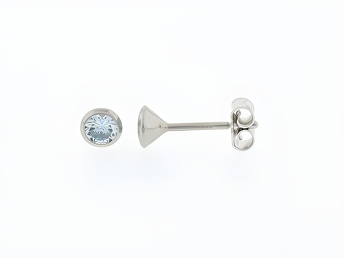 Silber Ohrringe mit Kelch-Design aus Silber, 4,3 mm, besetzt mit hellblauen Zirkonia, Hersteller Juwelier Harnisch. Elegant und zeitlos für jeden Anlass.