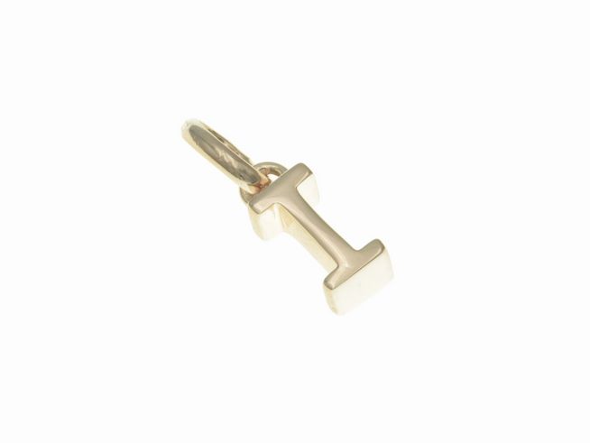 Anhänger aus poliertem Sterling Silber in Roségold mit dem Buchstaben I von Juwelier Harnisch, elegant und modern, ideal für persönliche Schmuckstücke.