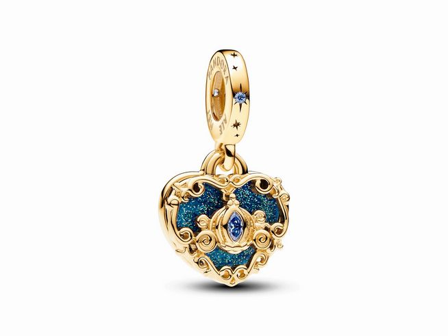 Charm-Anhänger von Pandora in Form einer herzförmigen Kutsche mit blauen Zirkonia und gelbgoldener Vergoldung, ideal für Hochzeits- und Disney-Fans.