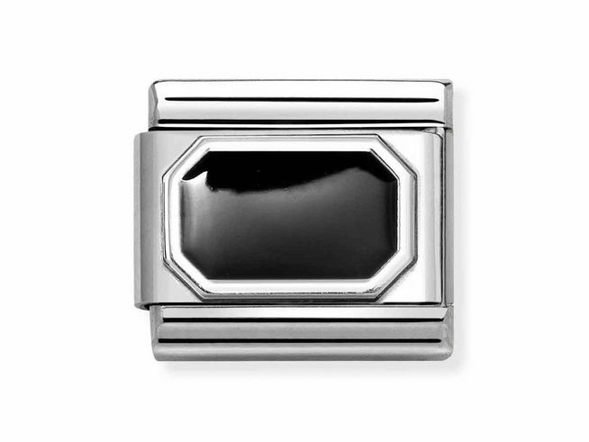 Das Bild zeigt eine Schmuckkomponente von Nomination, eine klassische abgerundete rechteckige Emaille in Schwarz, umgeben von einem Rahmen aus Sterling Silber und Edelstahl.