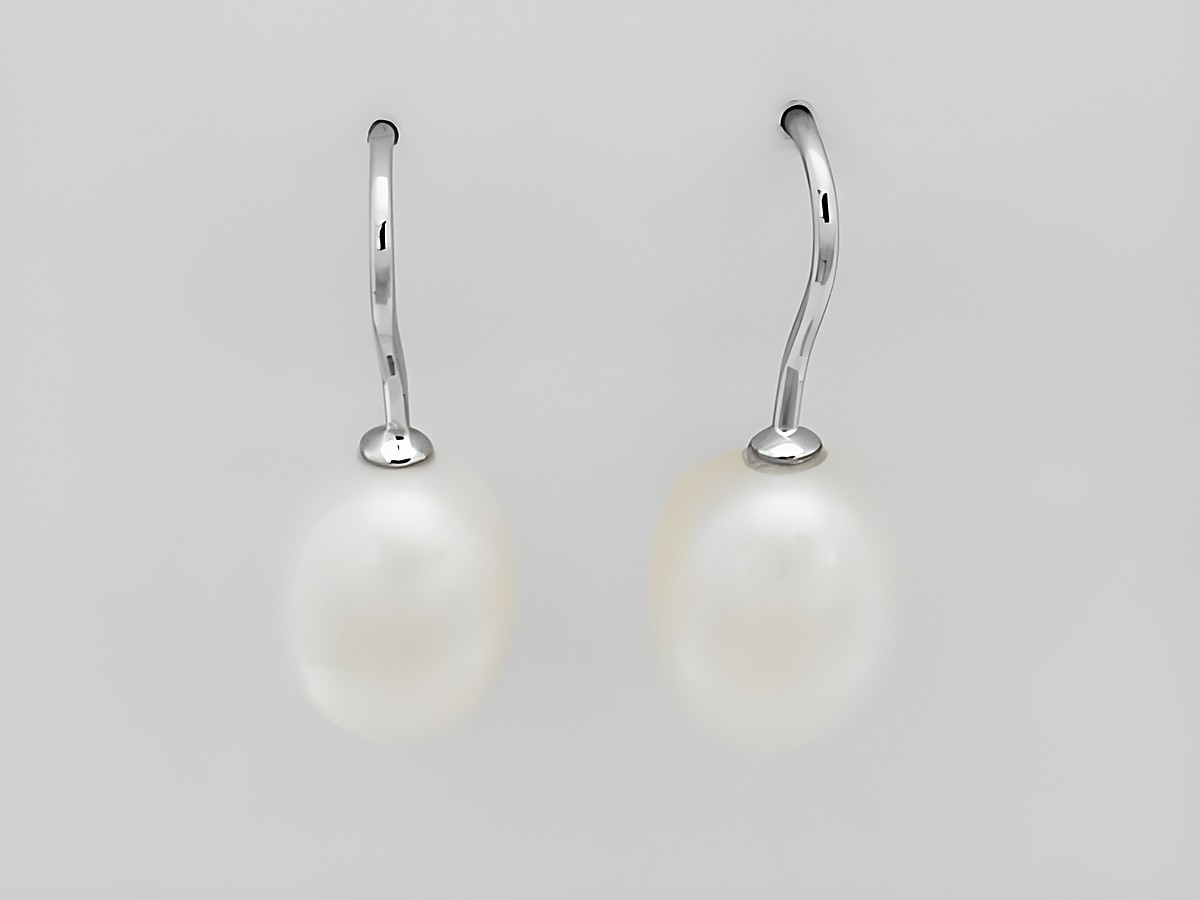 Ohrhaken Ohrringe aus Silber rhodiniert mit weißen Zuchtperlen in Tropfenform, Durchmesser 9,6 mm, vom Hersteller Juwelier Harnisch, elegantes Design für jeden Anlass.