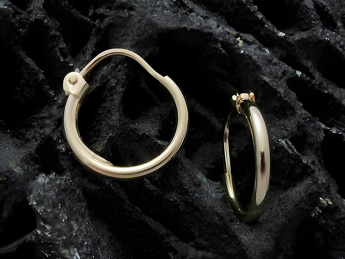 Creolen 1,3 cm aus Gold 585, smart und poliert, Hersteller Juwelier Harnisch, elegante Ohrringe bis 15 mm, ideal für jeden Anlass.
