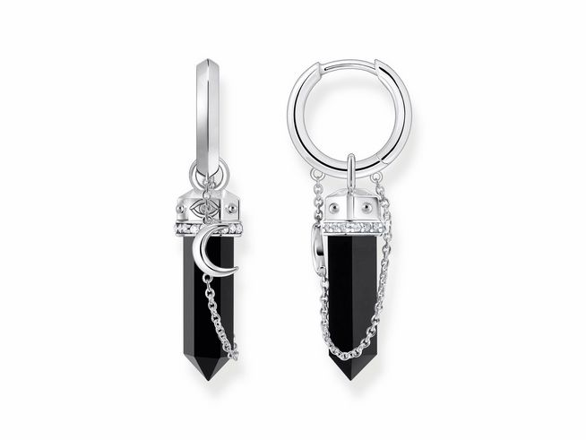 Elegante Thomas Sabo Creolen aus Silber mit geschwungenem Design, besetzt mit Onyx und Zirkonia, schwarzes Pendel verziert mit feiner Kette, ideal für stilvolle Akzente.