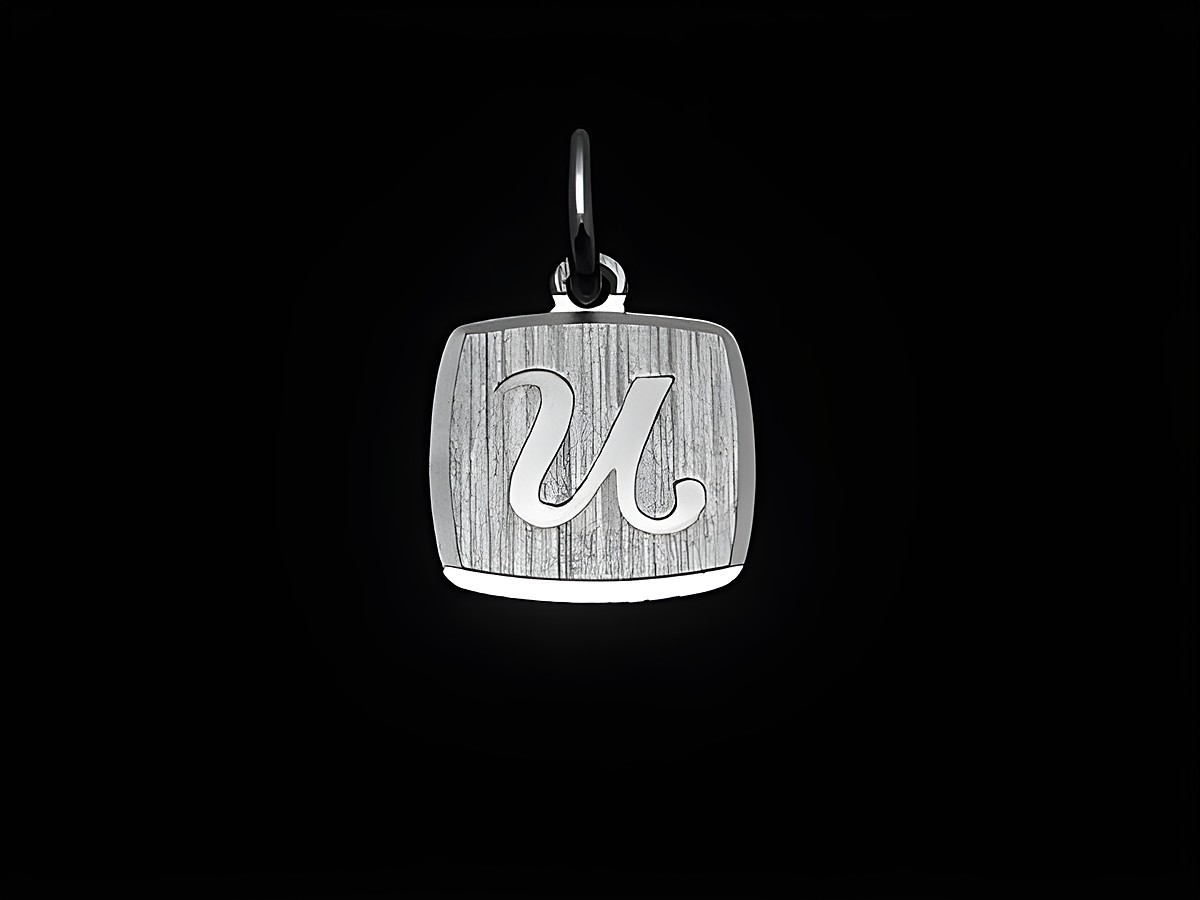 Buchstabe U Anhänger aus Sterling Silber rhodiniert und mattiert, Hersteller Juwelier Harnisch, stilvolles Design, ideal als persönliches Schmuckstück.