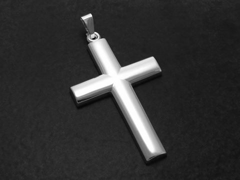 Kreuz Anhänger aus Sterling Silber, poliert und klassisch, gefertigt von Juwelier Harnisch, schlichtes Design ideal für jeden Anlass.