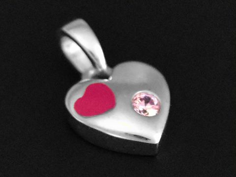 Herzförmiger Silber Anhänger niedlich rhodiniert mit Zirkonia und rosa Lack, Hersteller Juwelier Harnisch, Perlen & Steine.