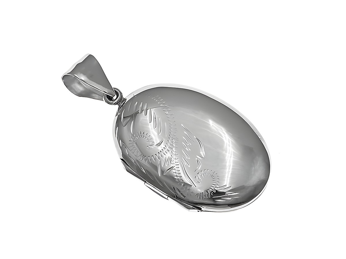 Medaillon Oval mit Ranke in Silber, kunstvoll gestaltet, Hersteller Juwelier Harnisch, zeigt eine detaillierte und elegante Gravur auf der Oberfläche.