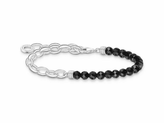 Armband von Thomas Sabo aus Silber mit schwarzen Achatperlen, elegant kombiniert aus Kettengliedern und facettierten Steinen, verstellbar von 14 bis 17 cm.