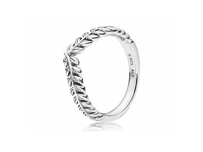 197681048-0 Weizenähren Wishbone Ring von Pandora aus Sterling Silber in Größe 48, mit filigranem Design und klarer Struktur, ideal für stilvolle Akzente.
