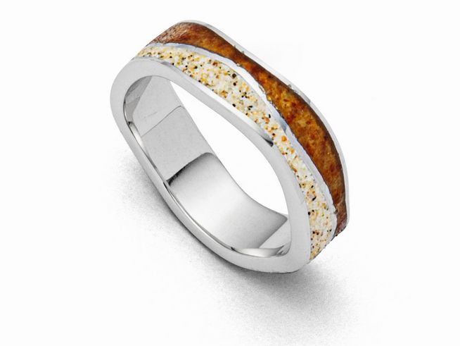 Sterling Silber Ring Welle mit Bernstein und Strandsand, in Größe 54, elegantes Design mit schimmerndem Bernstein und sandfarbenem Rand. Ideal für stilvolle Akzente.