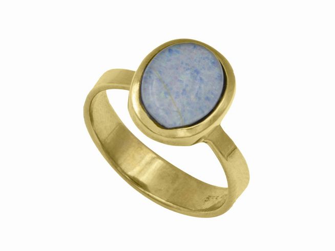 Eleganter Gelbgold Ring aus 333er Gelbgold mit einem Opal-Triplette in der Größe 56, hergestellt vom Juwelier Harnisch, bis zur Größe 56/18 geeignet.